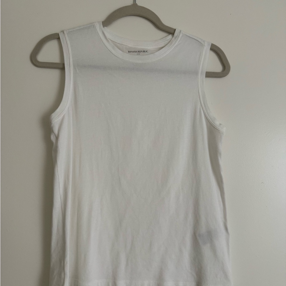 Banana Republic Classic White Tee Oversized